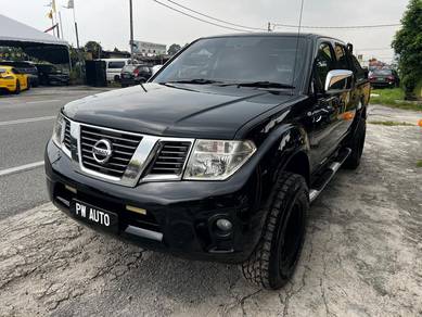 Nissan Navara LE in Kajang, SGR