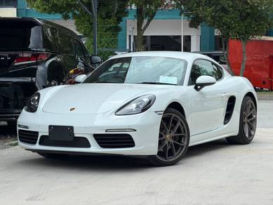 Porsche Cayman 718 in Ampang, KUL