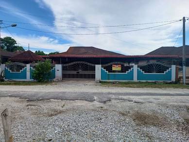 Bungalow House For Sale in Lekir,PRK