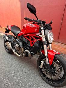 Ducati Monster 821