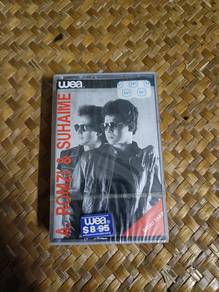 Kaset A. Romzi & Suhaime
Masih Sealed