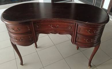 Vintage French Provincial Kidney Desk with Drawers