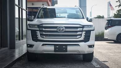 Toyota Land Cruiser ZX in Klang, SGR