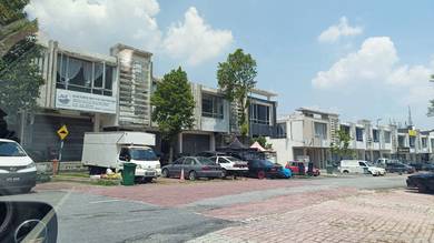 Shop lot For Rent in Seri Kembangan,SGR