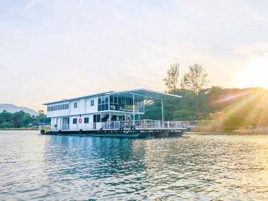 Houseboat Tasik Kenyir Selesa