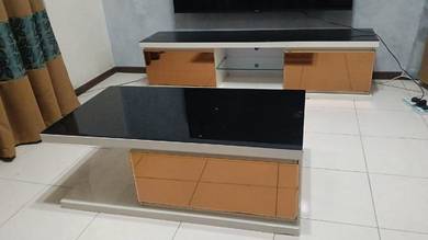 Tv kabinet and coffee set table for sale