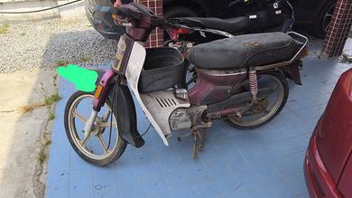 Suzuki RC80