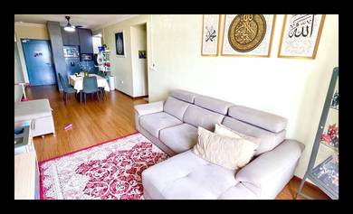 Apartment For Sale in Surian Tropika