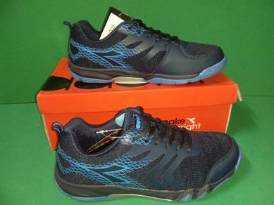 ITEM BARU_Kasut Sukan Badminton DIADORA size 8uk