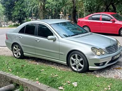 Mercedes Benz C180 180 K (CBU) in Shah Alam, SGR
