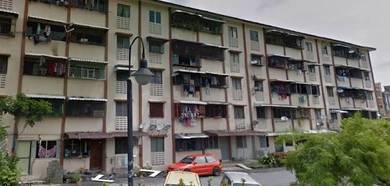 Flat For Sale in Pandan Perdana