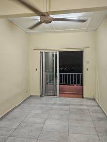 Apartment For Rent in Vista Pinggiran