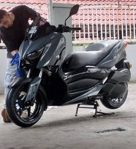 Yamaha XMAX
