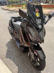 Yamaha XMAX