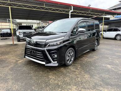 Toyota Voxy ZS KIRAMEKI III in Kuching, SWK