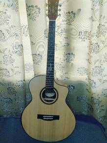 Gitar akustik