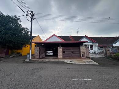 1.5-storey Terraced House For Sale in Setia Indah,JHR
