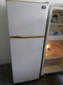 Sanyo Peti Ais Sejuk Freezer Refrigerator Fridge