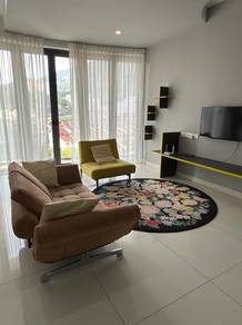 Service Residence For Sale in Arte S
