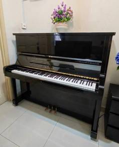 Piano Victor ( made in Japan)