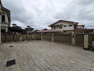 Semi-Detached House For Sale in Kuching,SWK