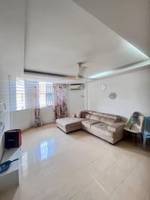 Apartment For Sale in Rampai Court