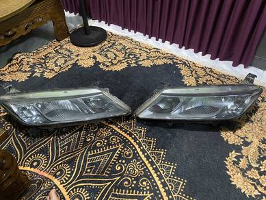 Lampu depan Honda Gm6 2014