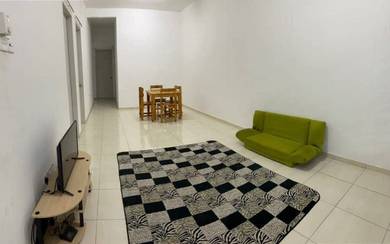 Room in Bukit Katil, MLK