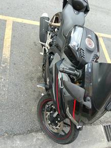 Yamaha R15