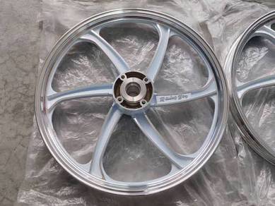 Rim RCB SP688 + Tayar pNp wave125s