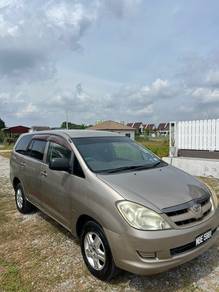 Toyota Innova E in Bukit Katil, MLK
