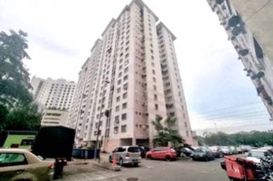 Condominium For Sale in Pelangi Damansara