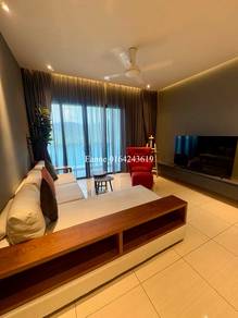 Condominium For Rent in Queens Residences Q1 @ Queens Waterfront