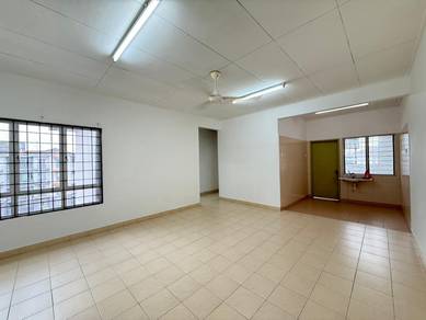 Apartment For Sale in Pangsapuri Randa