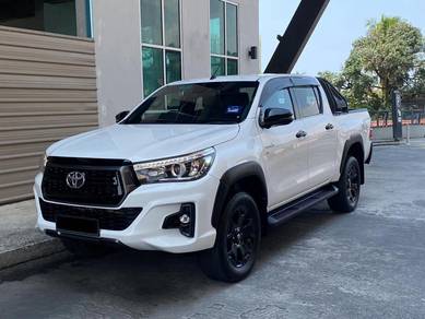 Toyota Hilux BLACK EDITION in Kota Kinabalu, SBH