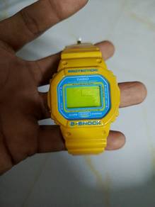 G shock Dw-5600cs