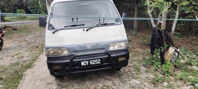 lori daihatsu hijet