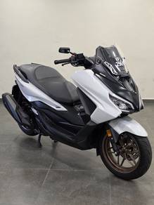 Honda Forza 250