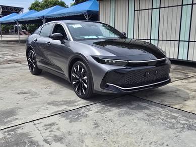 Toyota Crown CROSSOVER RS ADVANCED in Shah Alam, SGR