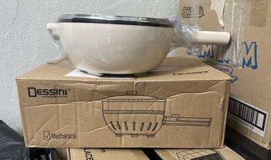Dessini Electric cooker steamboat