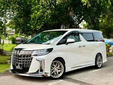 Toyota Alphard 2.5 SC in Kepong, KUL