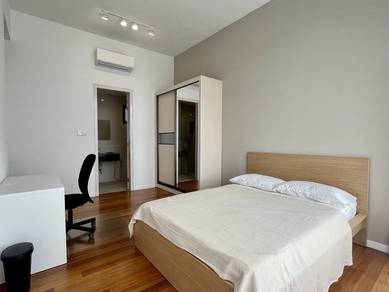 Room in OUG, KUL
