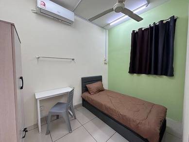 Room in Old Klang Road, KUL