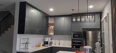 Kitchen cabinet