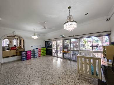 Bungalow House For Sale in Petaling Jaya,SGR