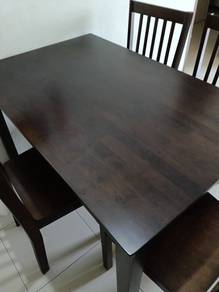 Solid Wood Dining set / Meja makan kayu