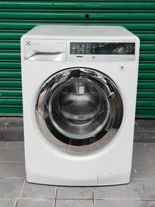 Electrolux Inverter Hot Washer mesin basuh 10kilos
