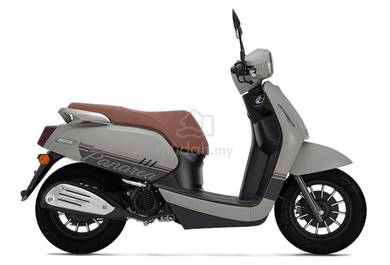 Benelli Panarea 125