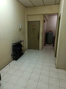Room in Shah Alam, SGR