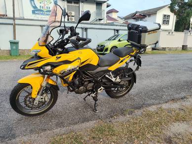 Benelli TRK 251 SE